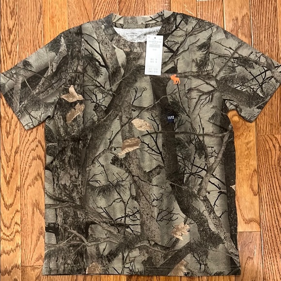 Abercrombie kids essential t shirt - Picture 1 of 4